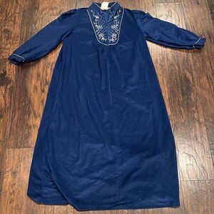 Rare VTG 1986 Wolverine  Velour Robe Size XL Navy Blue Long Zip Front new Sample